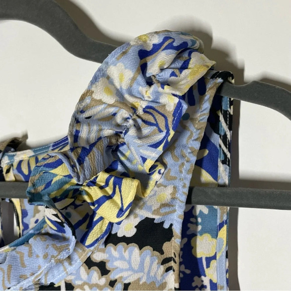 Talbots Floral Ruffle Neckline Tank Blouse Size Petite - Picture 7 of 9